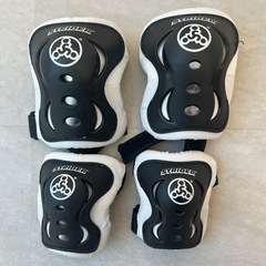 プロテクター付　
ストライダー　スポーツ　モデル　サファリの画像