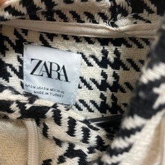 ZARA パーカー　千鳥格子の画像