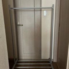 洋服ラック　下段に物が置けるタイプ
の画像