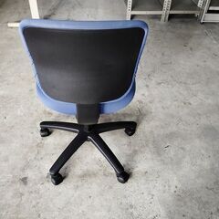 コクヨ　イーザ　事務椅子　青『良品中古』複数入荷！の画像