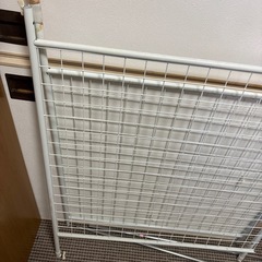 突っ張りシェルフの画像