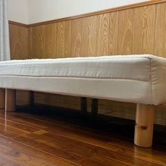 足付マットレスの画像