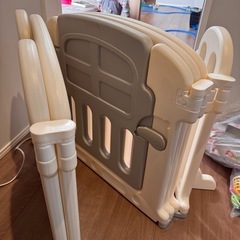 ベビーサークルの画像