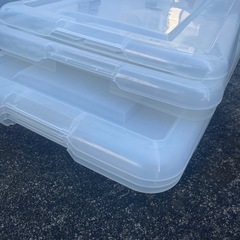 急募‼️大量衣装ケースの画像