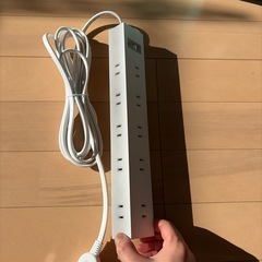 10個口タップ集中スイッチ、マグネット付の画像