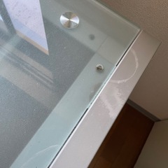 ガラスPCデスクの画像