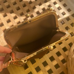 ブラウン　がま口バッグの画像