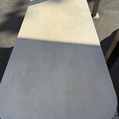 大きな立派な机
の画像