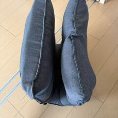 座椅子（ダークグレー）の画像