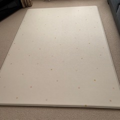 【ほぼ未使用品】もちもちプレイマットの画像