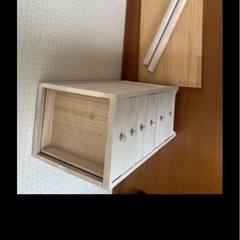 【DIY】チェストデスク　ドレッサーの画像
