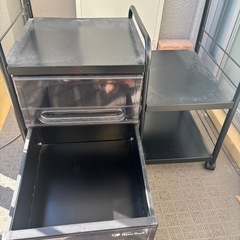 ハンガーラックの画像