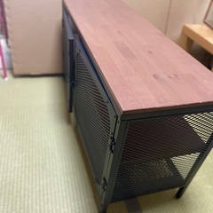 テレビ台の画像