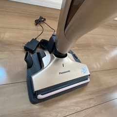 Panasonic 充電式コードレス掃除機｜動作OK・バッテリー消耗早い（現状品）の画像