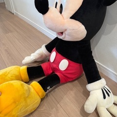 ミッキー特大ぬいぐるみの画像