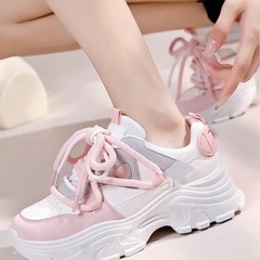 スニーカー　美品　23.0〜23.5cmの画像