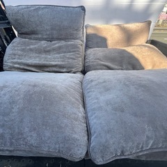 無料ソファ！！　2人がけソファ　ローソファ　デザイン良し(どんなお部屋にも合わせやすい！)の画像