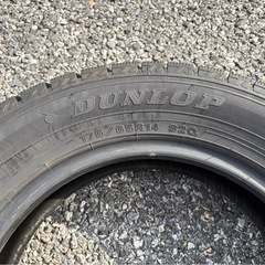 【美品】175/65R14 スタッドレスタイヤ4本セットの画像