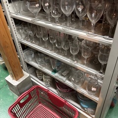 在庫整理！ 数に限りあり！ カゴ詰め放題 ！ガラス食器色々 1,000円！ レトロな食器あり◆取りに来て頂ける方♪の画像