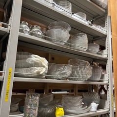 在庫整理！ 数に限りあり！ カゴ詰め放題 ！ガラス食器色々 1,000円！ レトロな食器あり◆取りに来て頂ける方♪の画像