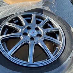 トヨタライズハイブリッド　スタッドレスタイヤセット
の画像