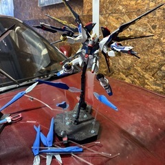 MGガンプラ エールストライク ルージュ ストフリFB プラモデルの画像