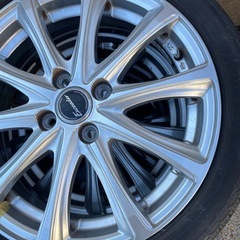 タイヤホイール付きの画像