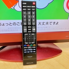 TOSHIBA テレビ 
22インチ　リモコン付きの画像