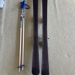 スキー　セット
の画像