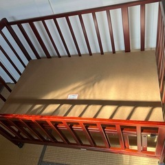 ベビーベッドの画像