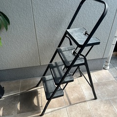 脚立　黒の画像