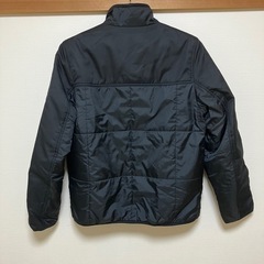 ダウンジャケット ユニクロ ジップ ブラック Mの画像