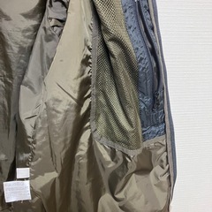 ダウンジャケット ユニクロ ジップ ブラック Mの画像