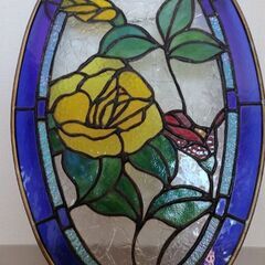 ハンドメイド　ステンドガラス　壁掛け　上品で高級感のある配色の画像