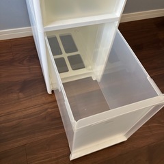 収納棚の画像