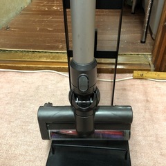 dyson SV07  コードレスクリーナーの画像