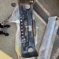 ハイエース　バンパー　前後の画像