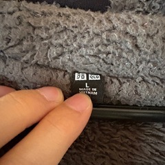 ユニクロ　裏ボア　パーカー　 Lサイズの画像