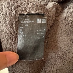 ユニクロ　裏ボア　パーカー　 Lサイズの画像