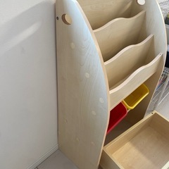 LOWYA  見せるおもちゃ収納 スリムタイプ キャスター付き コンパクト ディスプレイラック 絵本棚  LOWYAの画像