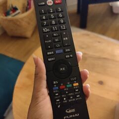 32型 テレビ リモコン有りの画像