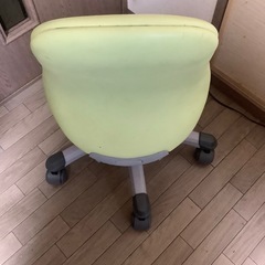 学習机用イスの画像