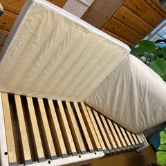 イケア　IKEA　簡易ベット　シングルベット　オットマン　伸びたり縮んだりの画像