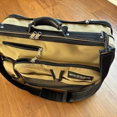 Woody County made in JAPAN ショルダーストラップ付き ビジネスバッグ 拡張機能付き ベージュ×ブラック 中古、A4収納可、出張、通勤◎ アンティークの画像