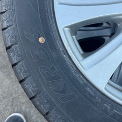 雪が降って大変な事になる前に！ 2023年製 バリ溝タイヤとホイールセット RK5 ステップワゴンに使用 205/60R16 6.5j +53 114.3 5穴 テーパーナットの画像