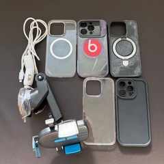 iPhone14pro 512GB スマホケース　車載充電器　スマホホルダー　まとめ売りの画像