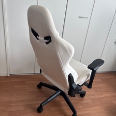 ゲーミングチェアの画像