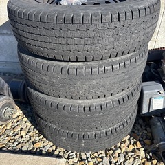 12インチ　スタッドレスの画像
