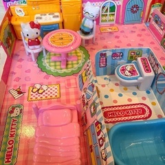 ハローキティのおうちとおみせの画像