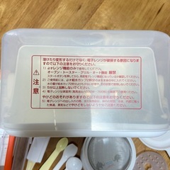 【もらってください】 Combi
消毒じょーずと離乳食用調理器具の画像
